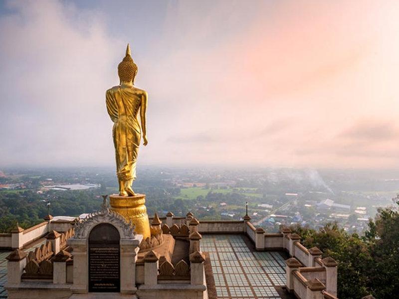 Wat Phra That Khao Noi