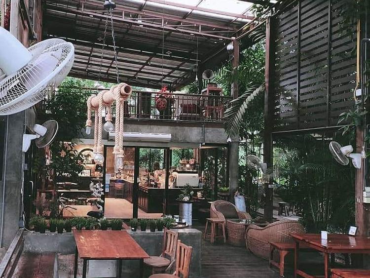 Tieng Na Coffee and Bakery Farm