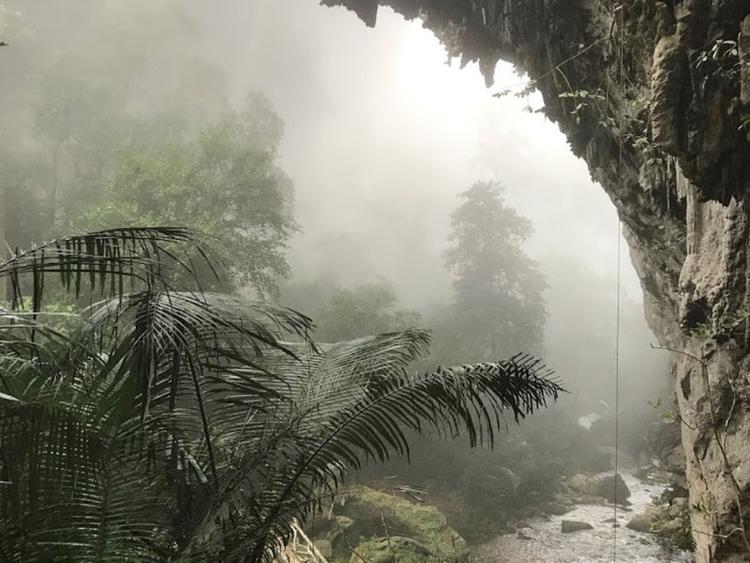 Than Lot Cave, Chaloem Rattanakosin National Park