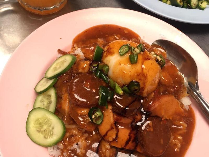 ข้าวหมูแดงนครสนุก
