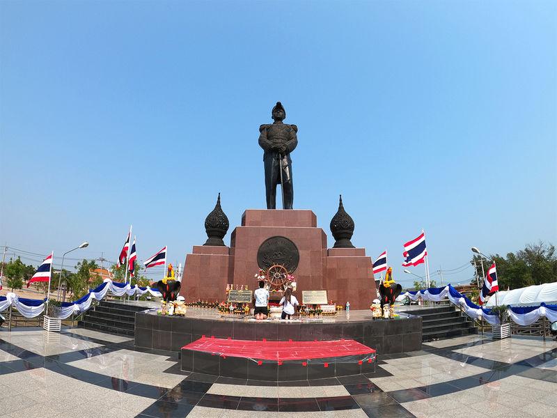 ตำหนักกรมหลวงชุมพรเขตอุดมศักดิ์ สมุทรสาคร