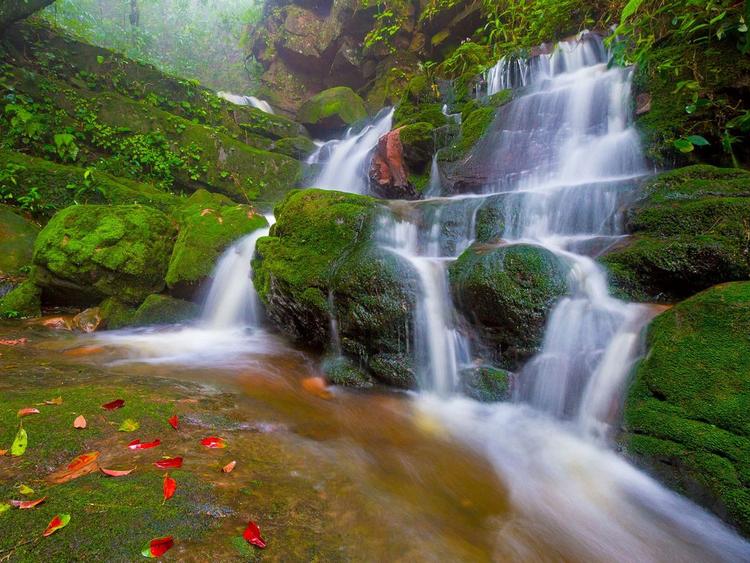 Phu Soi Dao Waterfall