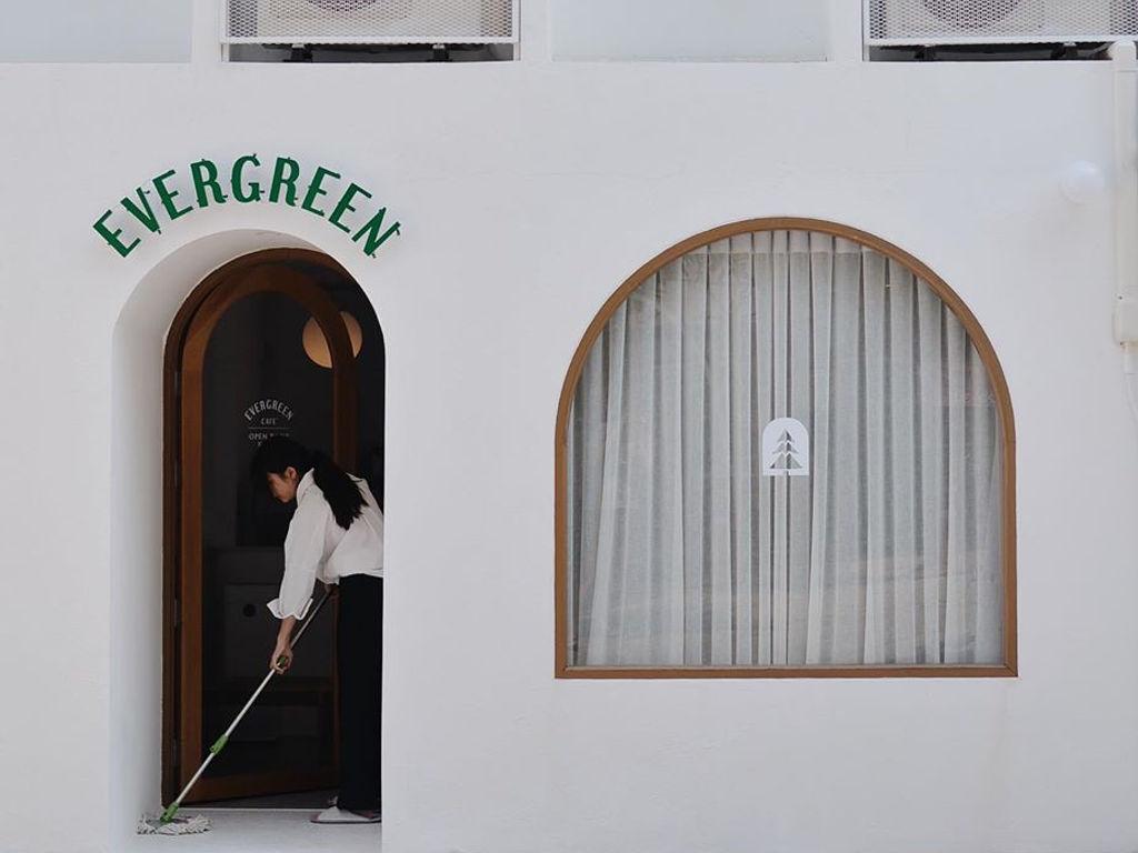 EVERGREEN Cafe & Hotel