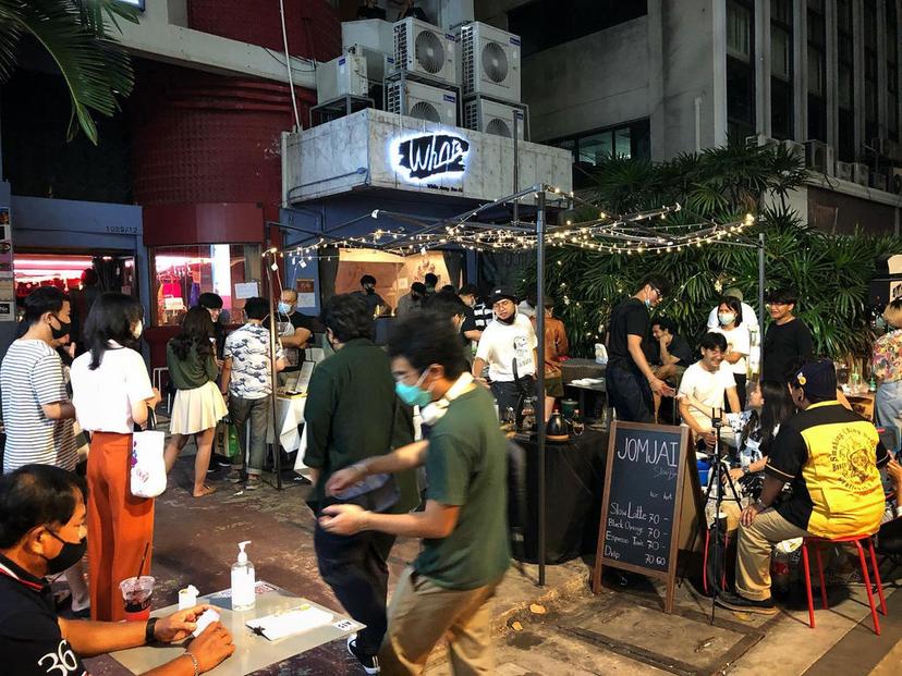 WhAB : While Away Bar-fé