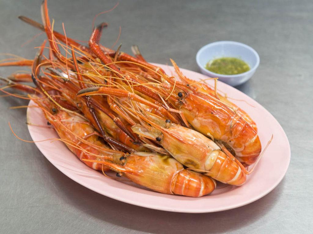 Noi Seafood Prachasongkhro Road