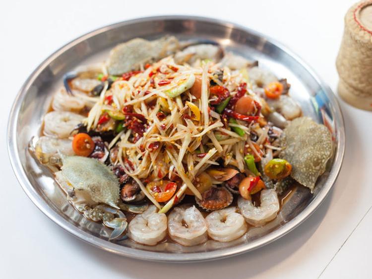 Lob Tam Restaurant