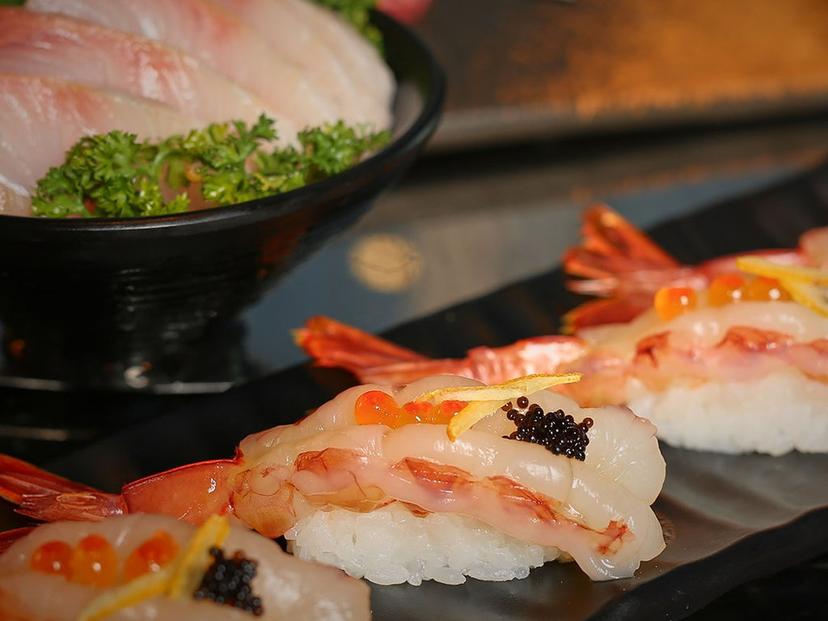 Tenjo Sushi & Yakiniku Premium Buffet -  เกตเวย์เอกมัย