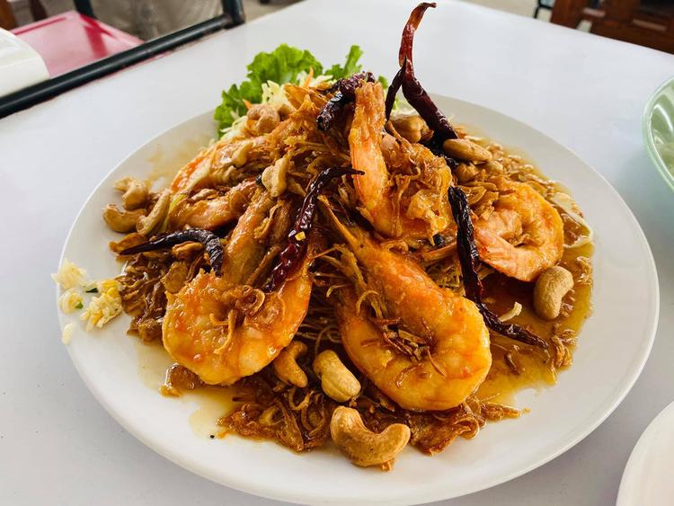ส้มตำฝากมารุม
