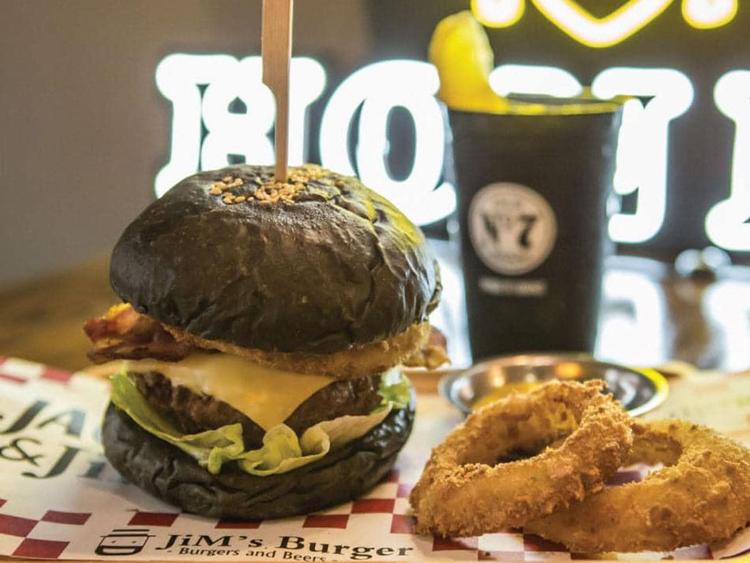 Jims Burger & Barista (Udomsuk)