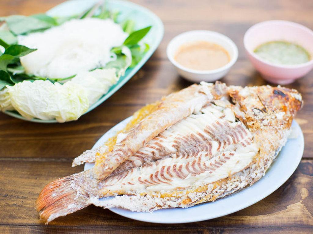 ร้านอาหาร จุ่มแซ่บแอลเอ รัชดาภิเษก