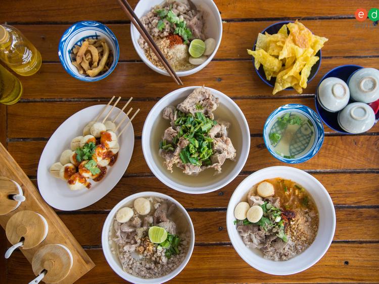 มิถุนา ก๋วยเตี๋ยวหมูมะนาวสด