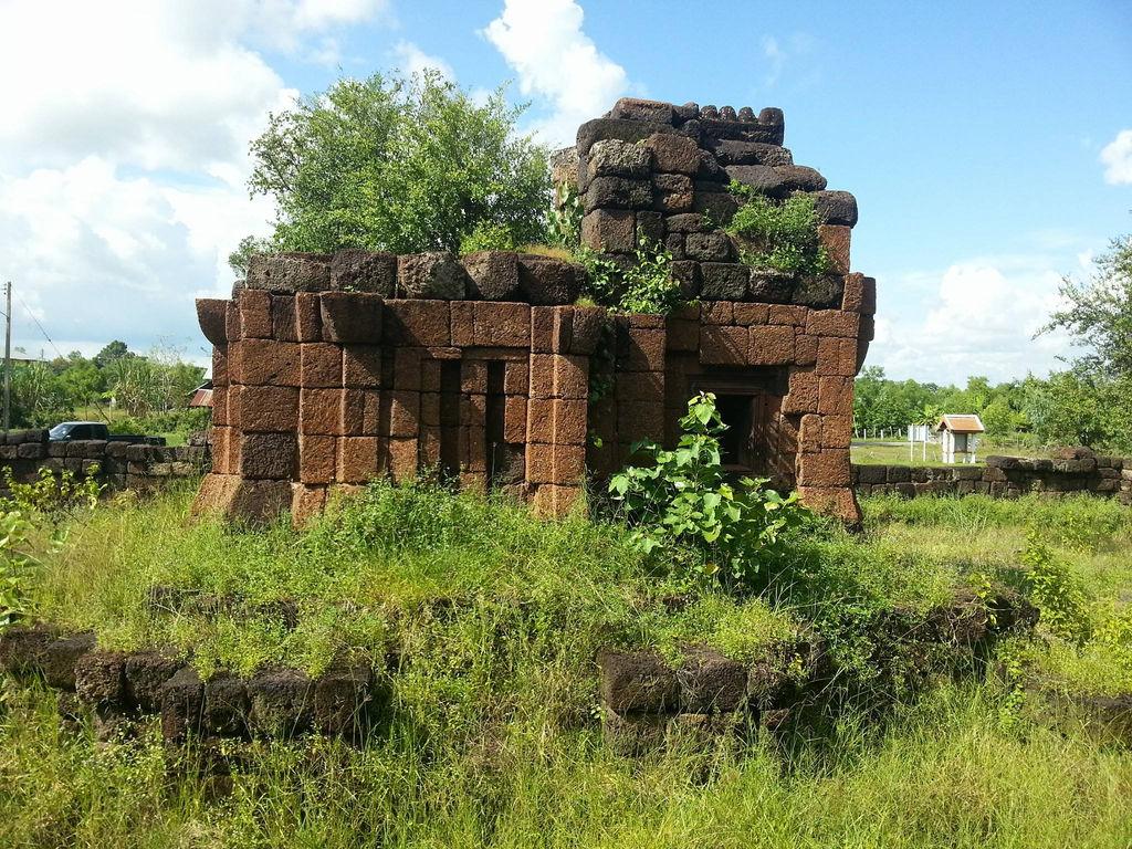 Ku Phon Rakhang