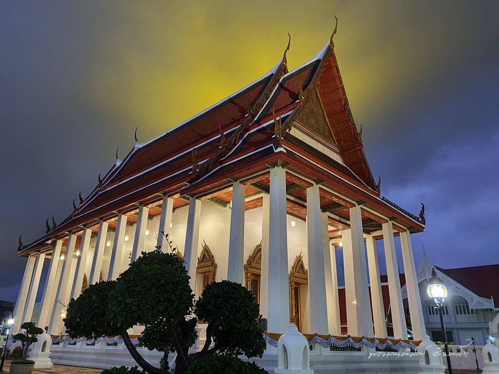 วัดเทวราชกุญชรวรวิหาร
