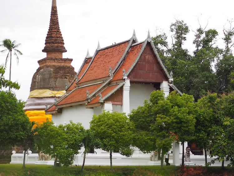 Wat Traphang Thong, 素可泰