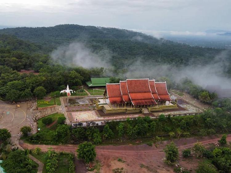 Sirindhorn Wararam Phu Prao Temple