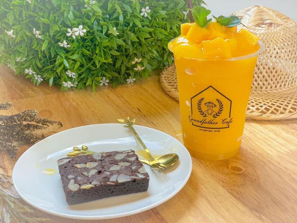 Grandfather Cafe