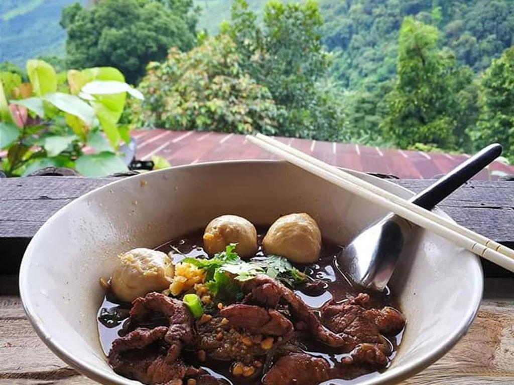 ก๋วยเตี๋ยวคุณหลิ่ง