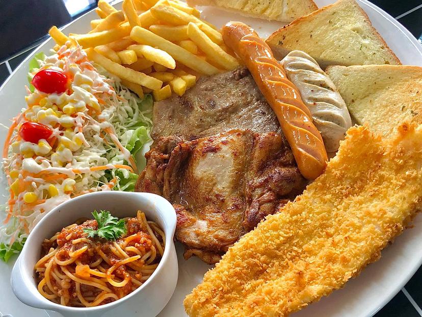 EAT STEAK Bangphra