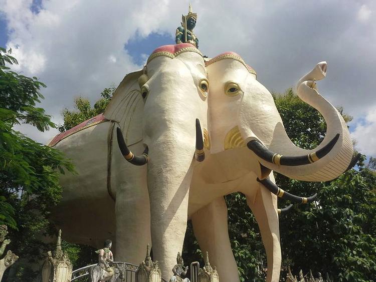 วัดสระประสานสุข อุบล