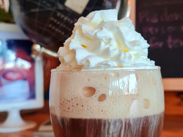 ร้านกาแฟอมตะนคร Anna Coffee