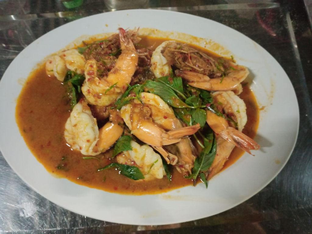 Kitchen in Nong Prue community garden 3