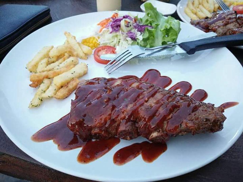 Charcoal Chef Pom Pom Steak