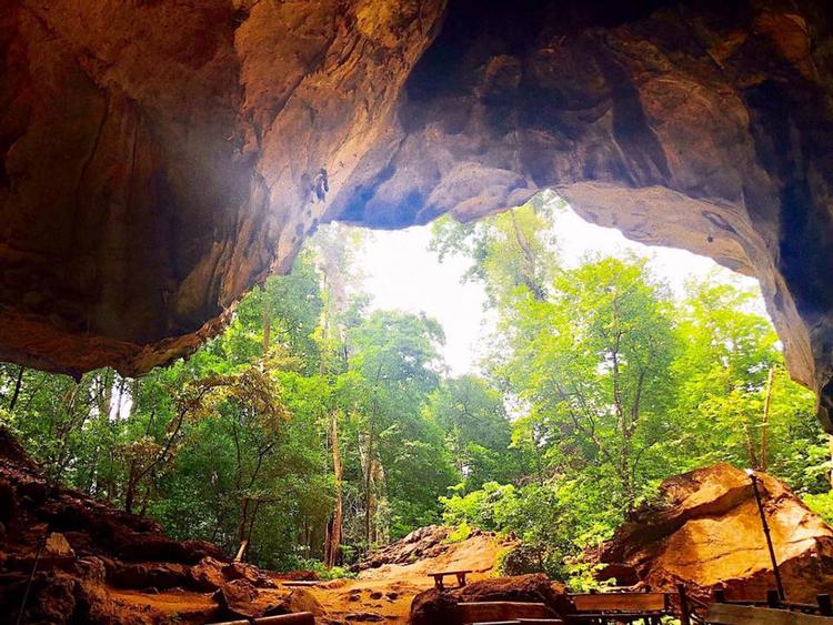 Wat Tham Suwan Khuha寺