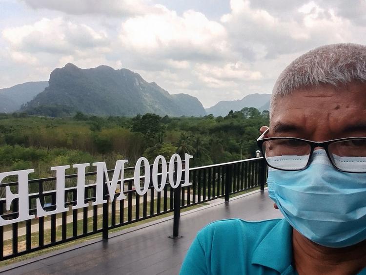 1000 miles of tea plantation