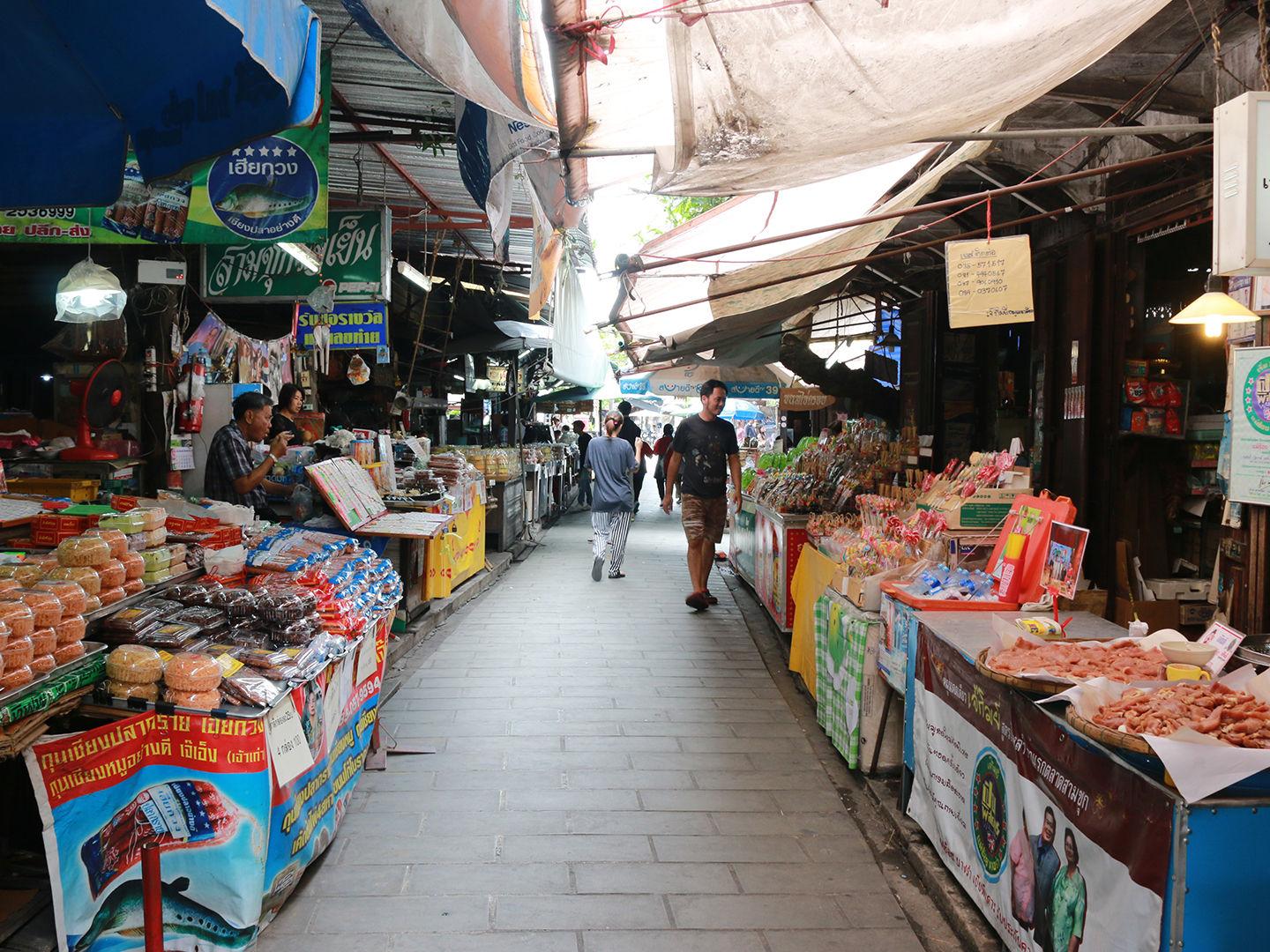 ตลาดสามชุก ตลาดร้อยปี