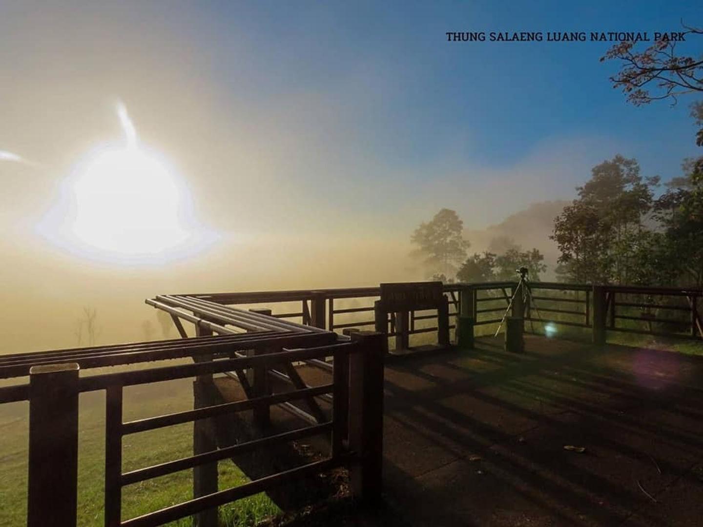 Sala Dusita viewpoint, Thung Salaeng Luang