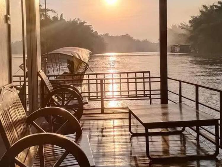 Khaothone Riverview Resort