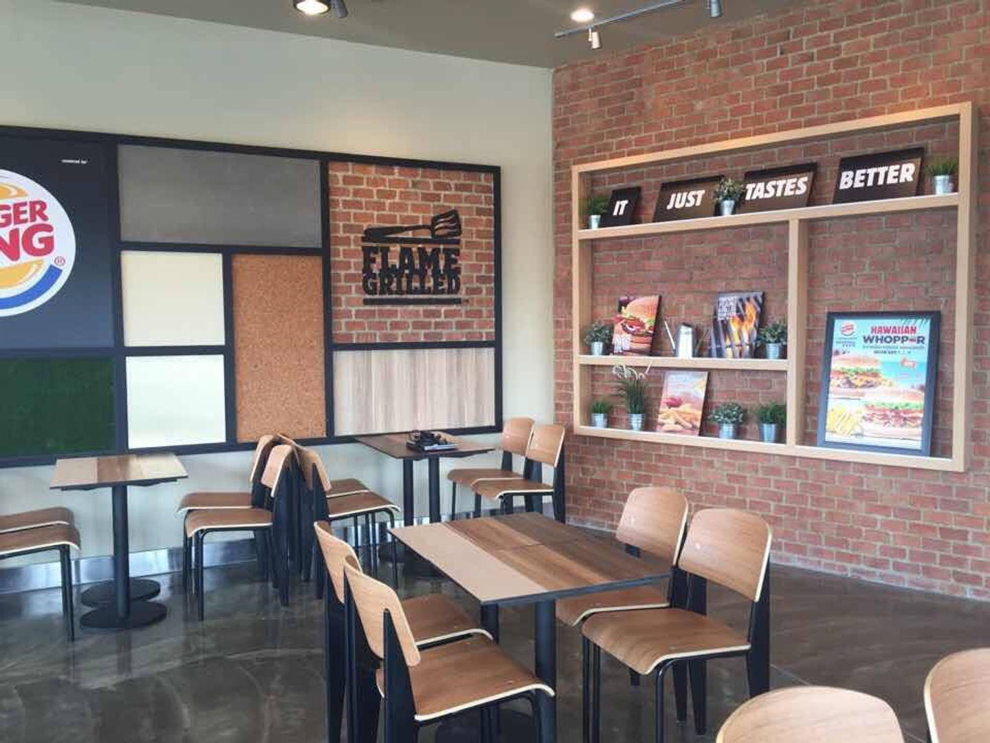 Burger King rest area ด่านทางด่วนประชาชื่นขาออก