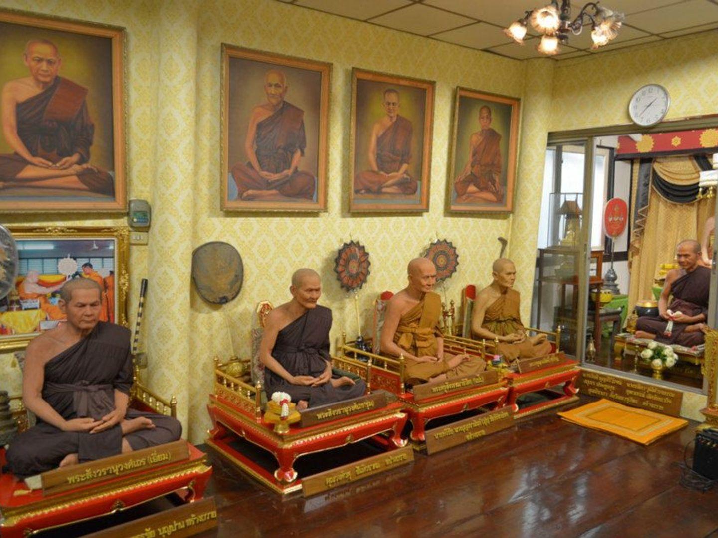 วัดราชสิทธารามราชวรวิหาร (วัดพลับ)