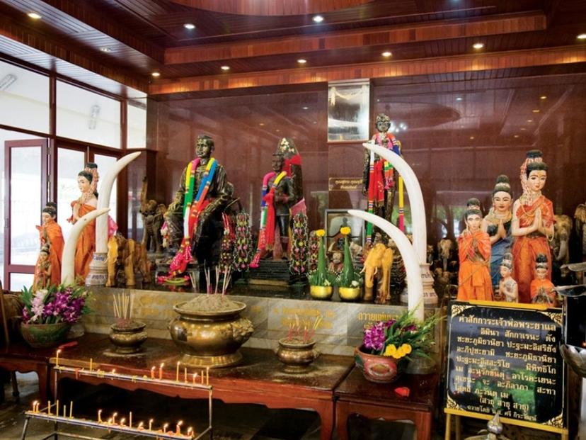 Chao Por Phraya Lae 神社