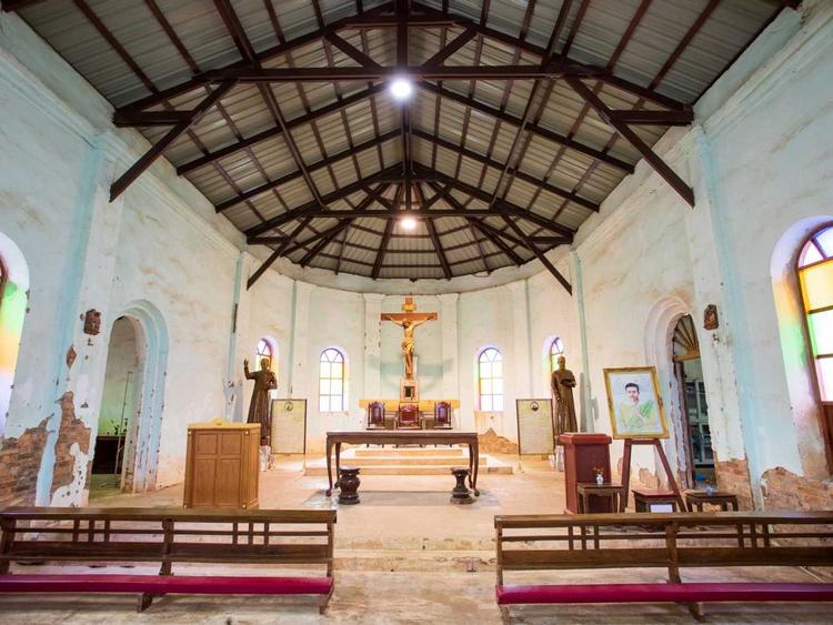Kham Kem Old Church