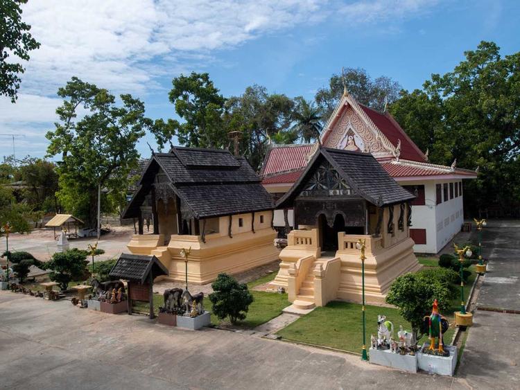 Wat Saket