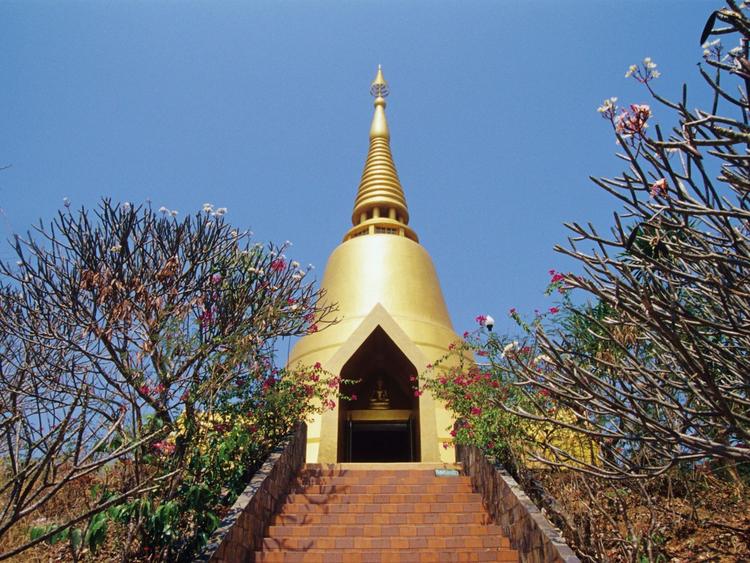 วัดถ้ำแสงเพชร