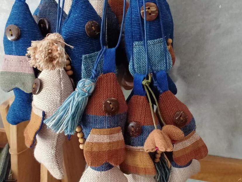 Visit the community, Yon with the way of indigo fabric (Ban Un Dong)