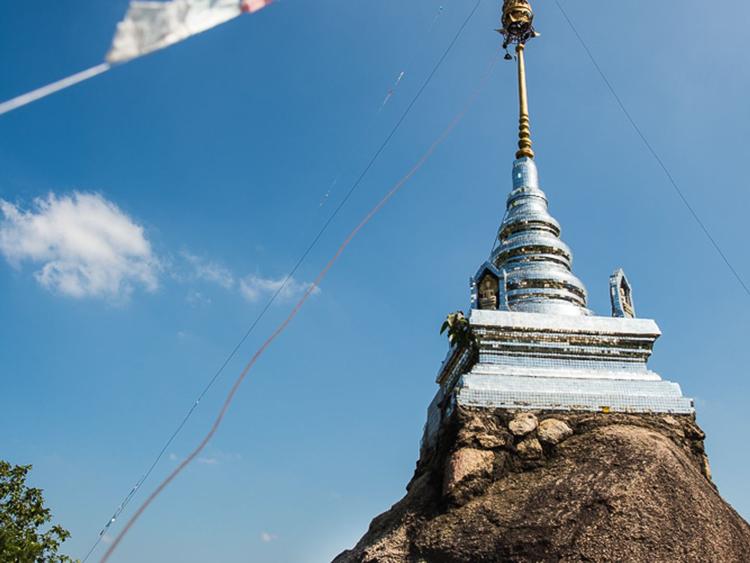 Wat Khao Tham