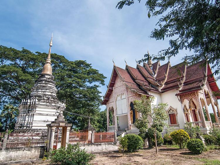 Wat Phra Chao Saliam Wan