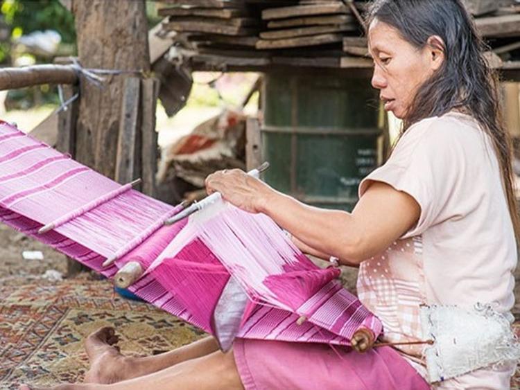 Karen Development Village Huay La