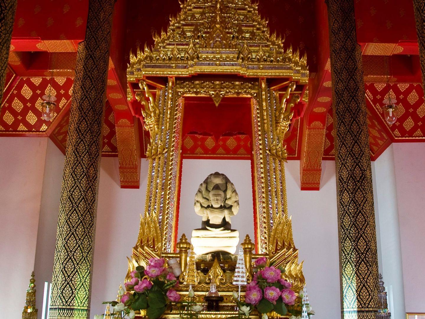 วัดทุ่งเสลี่ยม (หลวงพ่อศิลา)