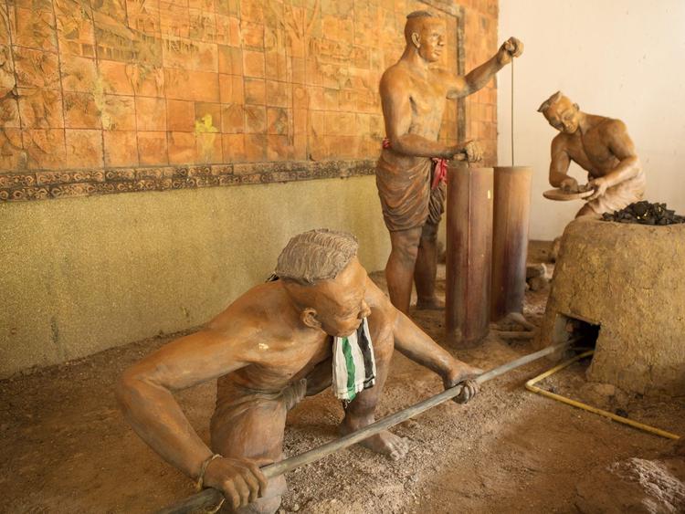 พิพิธภัณฑ์บ่อเหล็กน้ำพี้