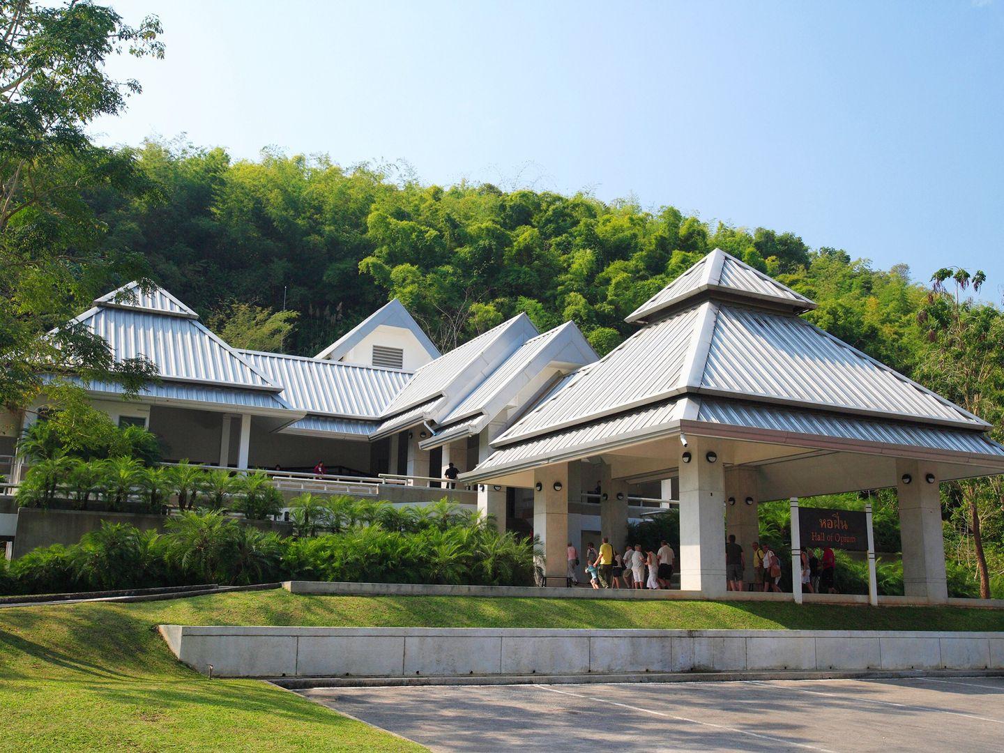 金三角公园鸦片馆