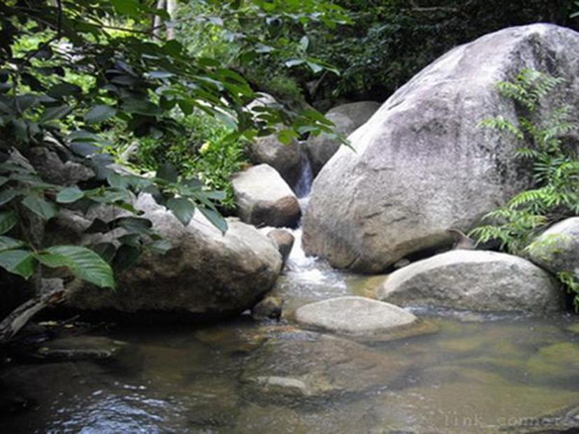 น้ำตกอรัญวาริน