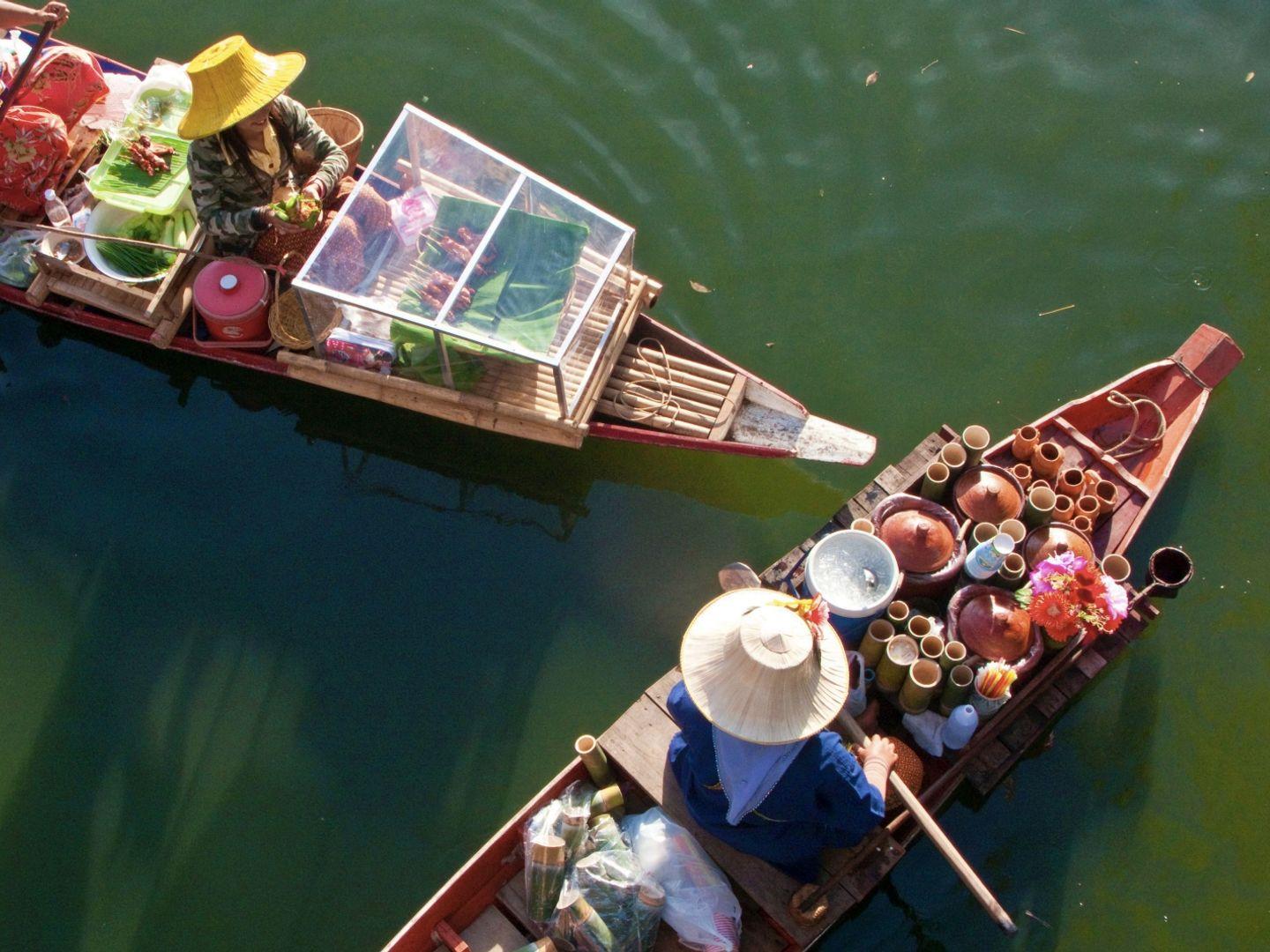Khlong Hae Floating Market