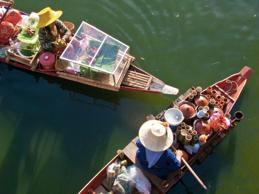 Khlong Hae Floating Market