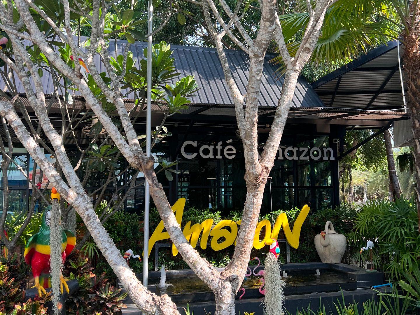 Cafe Amazon, PTT Tha Yang 分店 1