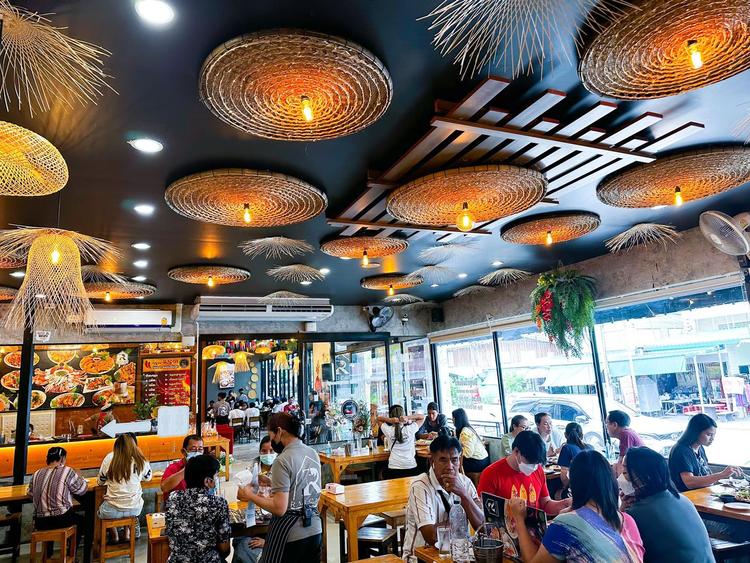 Rad Saeb Nua, Suphan Buri Branch, Je Tock Taek