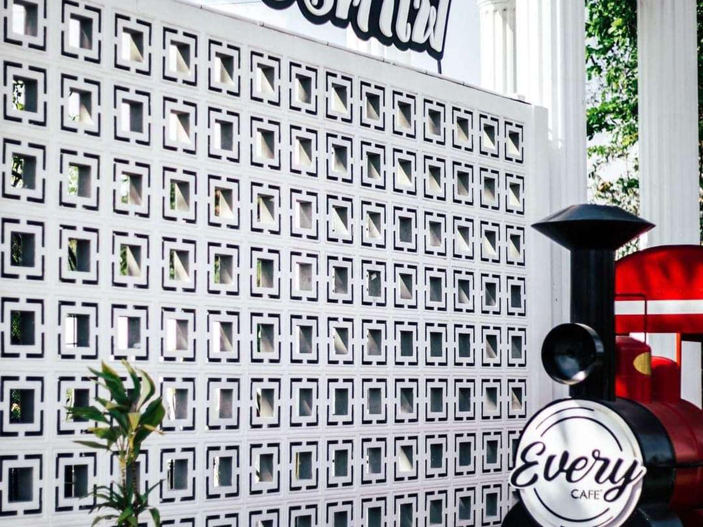 Every Cafe’ สุรินทร์